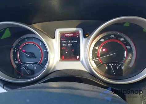 2012 Dodge Journey Sxt z USA, uszkodzony, nr VIN 3C4PDDBG0CT356556